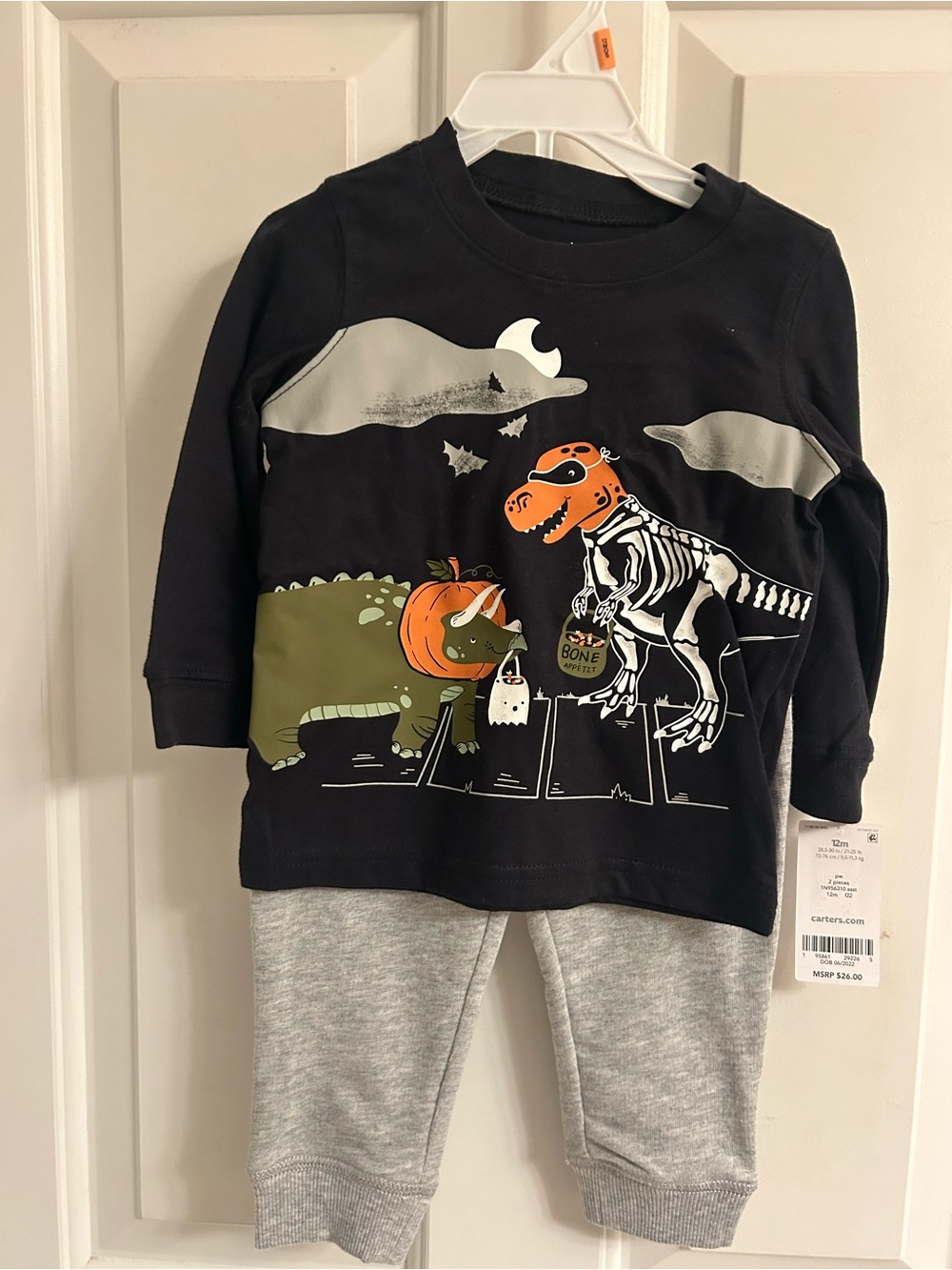 NWT-Carter's Black Halloween Dino Long Sleeve Tee With Gray Sweatpants - Picture 1 of 9